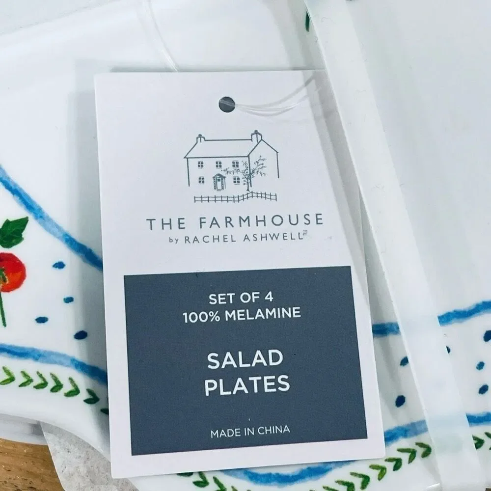 NWT Gorgeous Rachel Ashwell Set of 4 White Red Tomatoes Melamine Salad 9” Plates